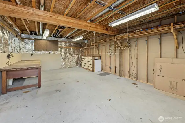 24' x 16' shop with exhaust fan, electrical panel