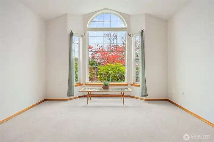 Stunning large window in the LR lets in a ton of natural light!