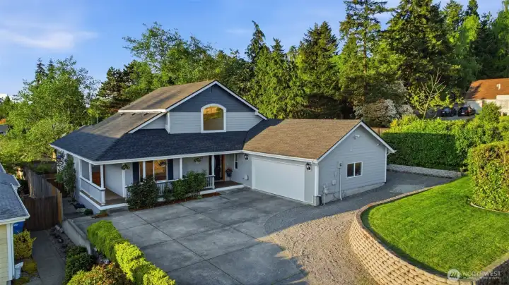 This Steilacoom stunner checks ALL of the boxes!!