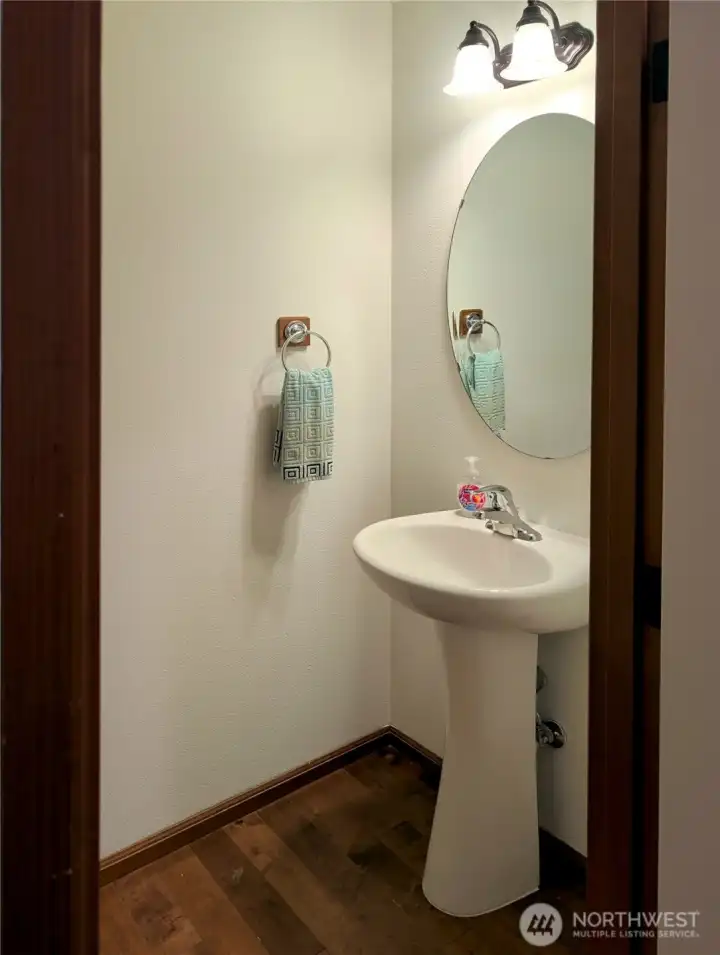 Powder Room Powder Room