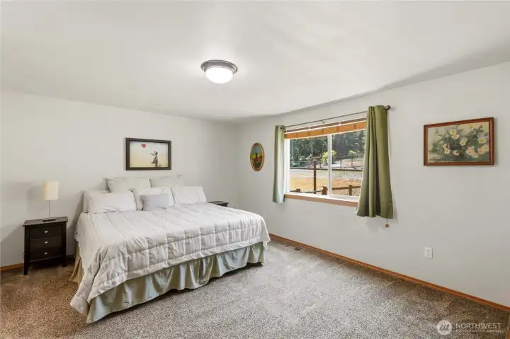 Main floor primary suite with plenty of space Main floor primary suite with plenty of space