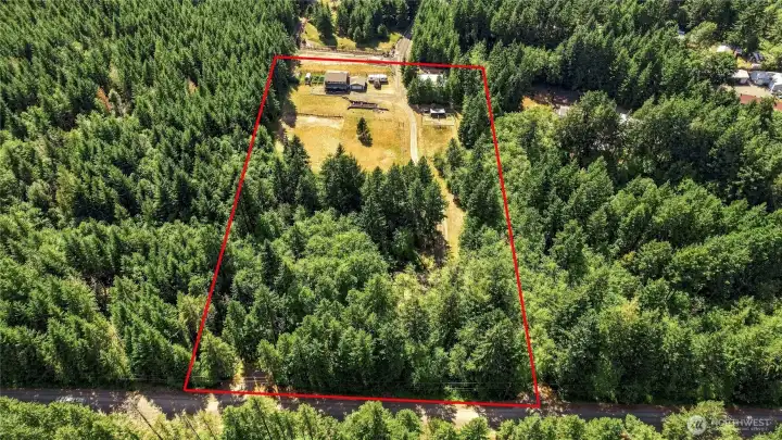 Approximate property boundary Approximate property boundary