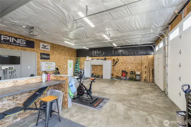 Insulated shop