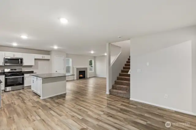 Disclaimer- Photos are of another Warren-2448 floor plan from a previous community, photos are for illustrative purposes only. Finishes, flooring, upgrades, or other features may vary.