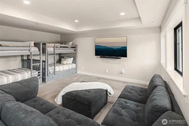 Gigantic bonus room with 2 sets of bunk beds.