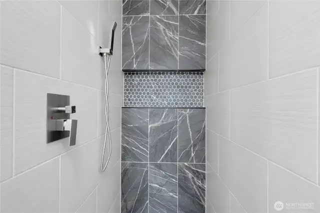 Upper Level Main Shower