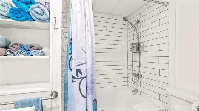 Bathtub with great tile work!
