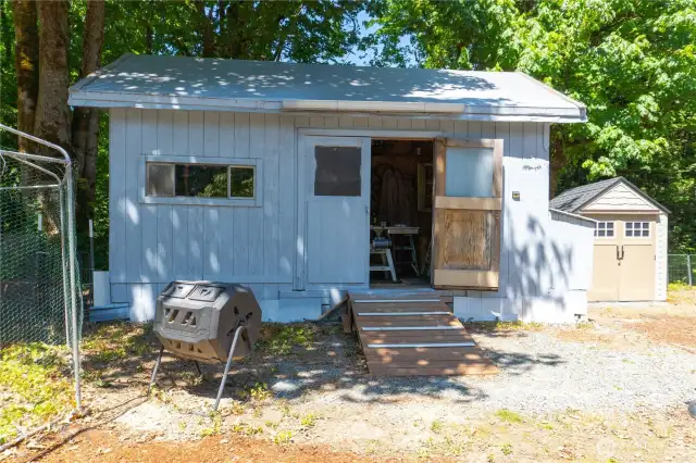 Large shed to hold garden tools and projects!