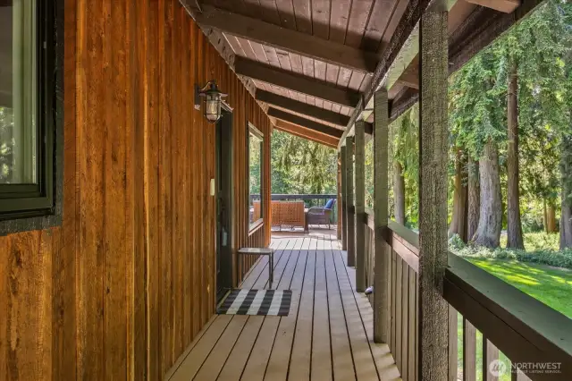 Front Porch/Entry