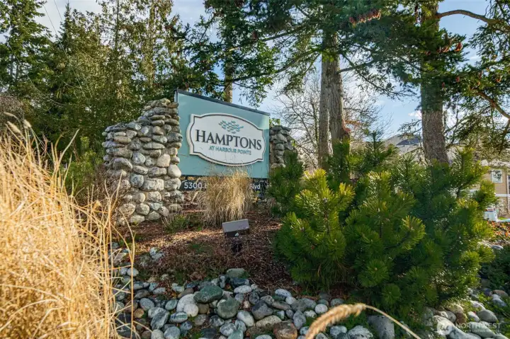 Welcome to the Hamptons in Mukilteo's Harbour Pointe neighborhood.