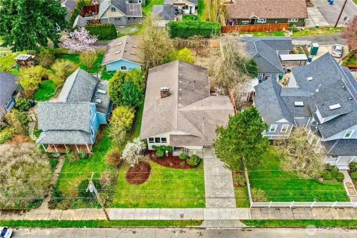 Overhead view of the front of the house in this quaint neighborhood.