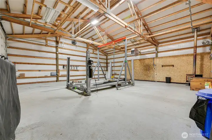 The shop with car lift, a mechanics dream.