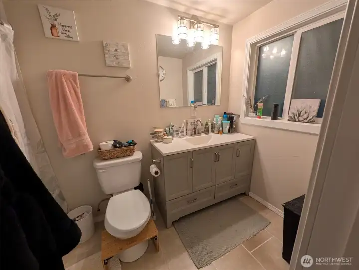primary bath primary bath