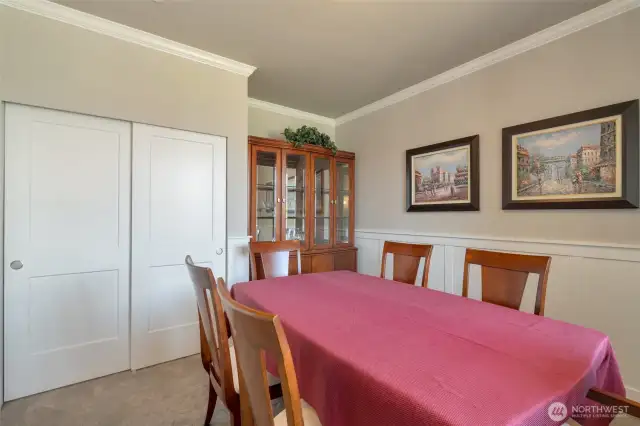4th bedroom on main floor with 3/4 bath