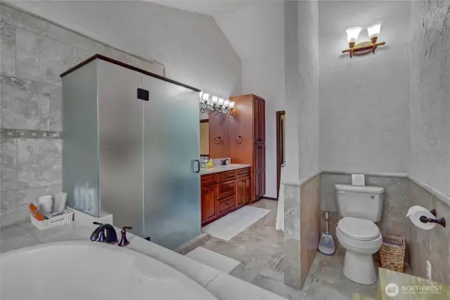 Second floor guest bathroom