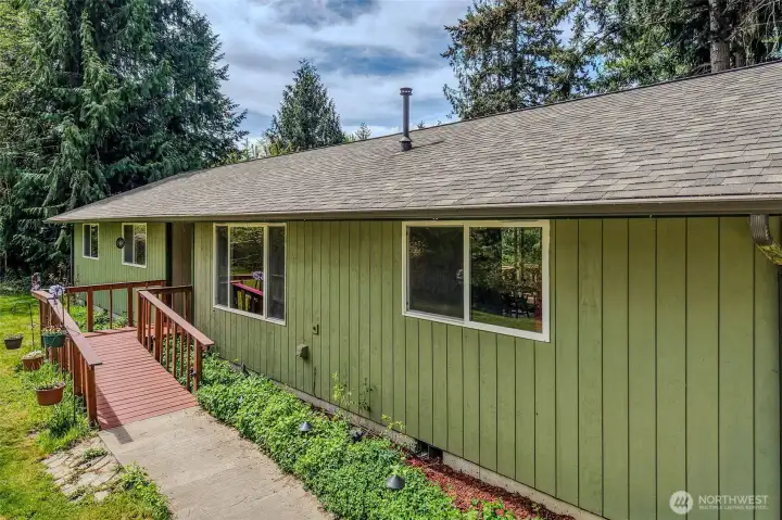 Driveway/Entry Walk & Ramp to Porch