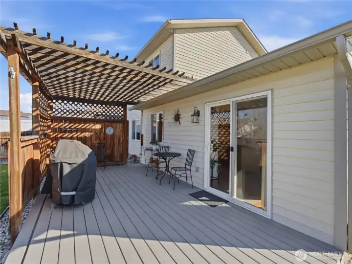 Private backyard off slider PERFECT for entertaining and relaxation