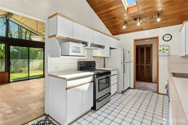 note the vaulted ceiling for that open feelng