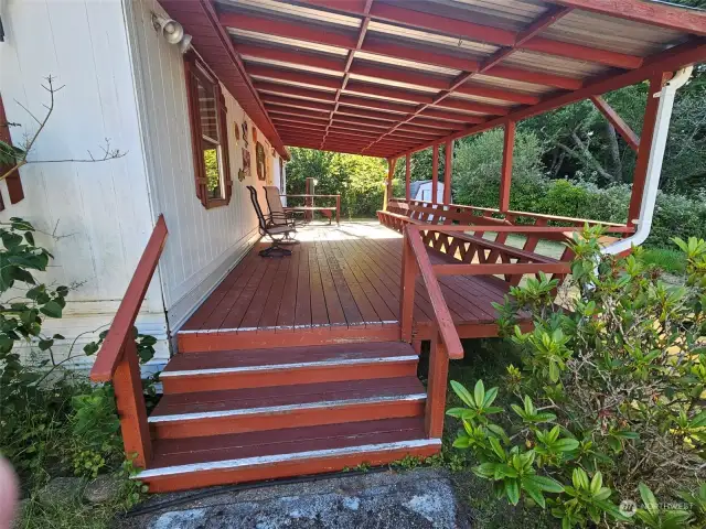 Fully covered back porch.