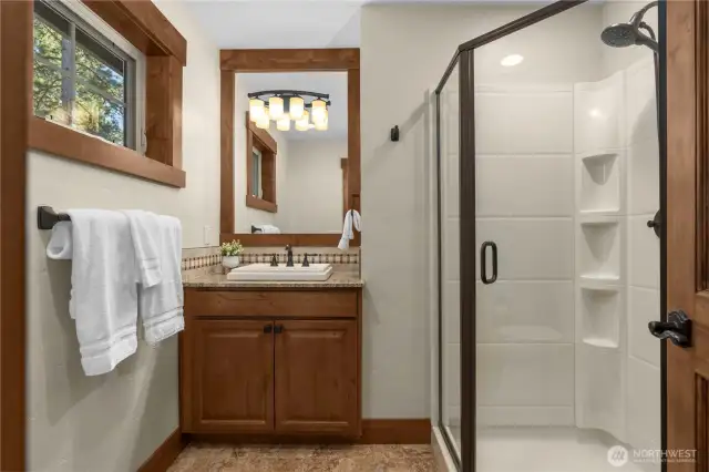 Upstairs hall bathroom with nice-sized shower.
