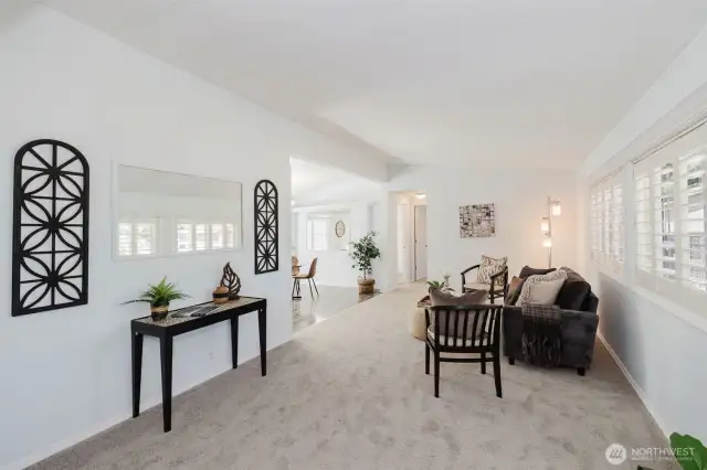 Open concept floor plan great for entertaining.