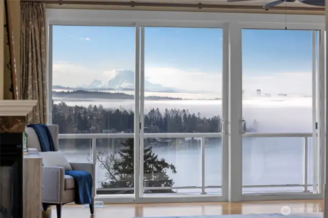 Primary Suite views of Mount Rainier