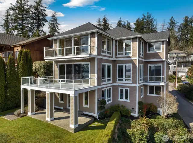 Impeccably maintained home by original owners
