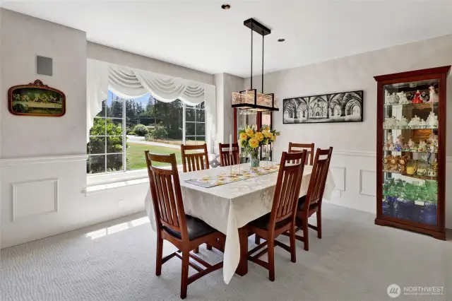 Formal dining room