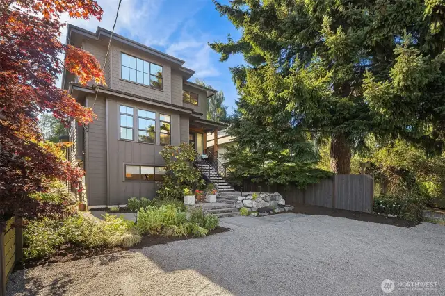 nicely landscaped yard