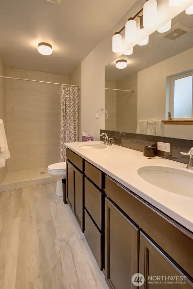 Ensuite Bathroom