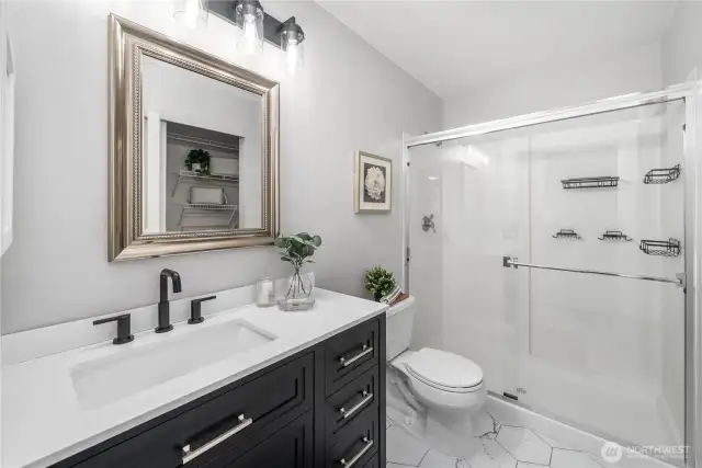 Primary En Suite