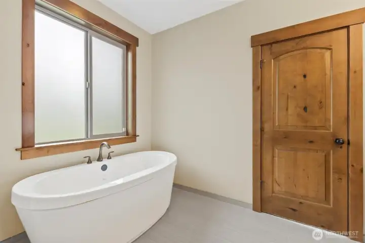 Soaking Tub