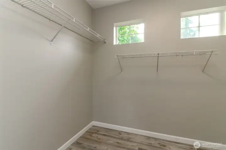 walk-in closet