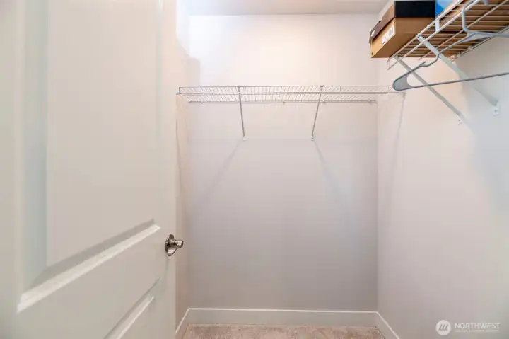 1st Floor Bedroom's Closet