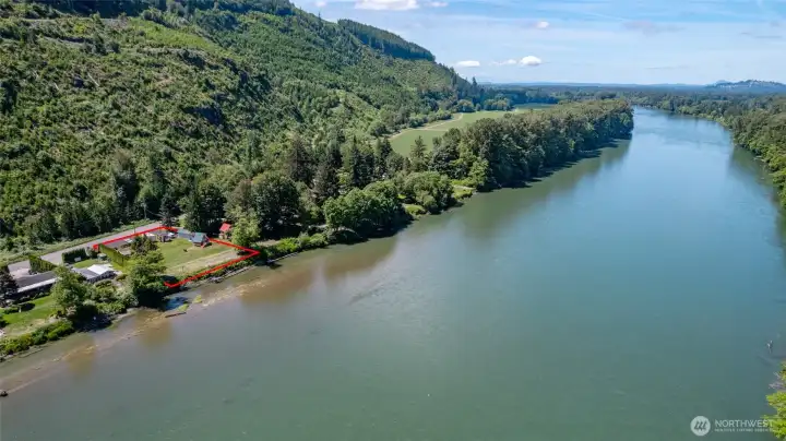 Beautiful waterfront location