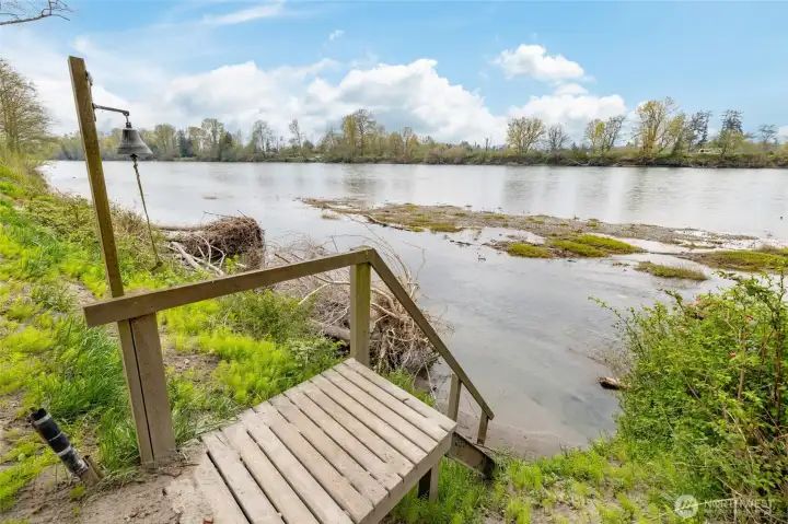 Stairs that lead to the river and sand bar. Stairs that lead to the river and sand bar.