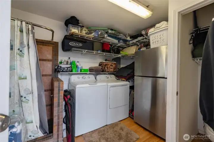 Bldg 3 - Bathroom, shower & washer/dryer. Bldg 3 - Bathroom, shower & washer/dryer.