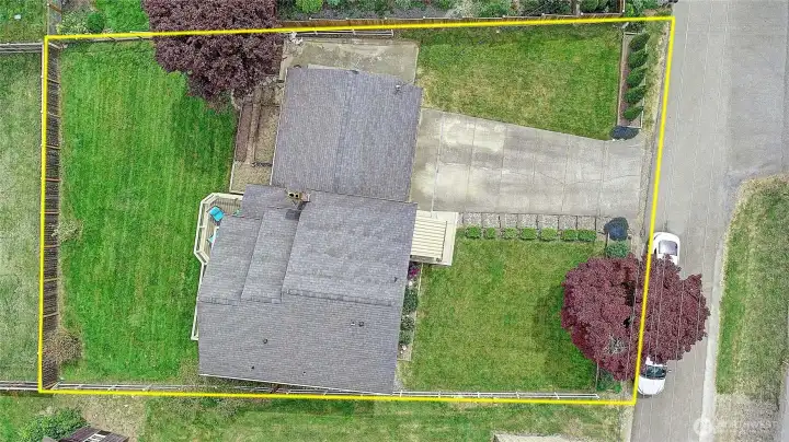 Approx. property lines.