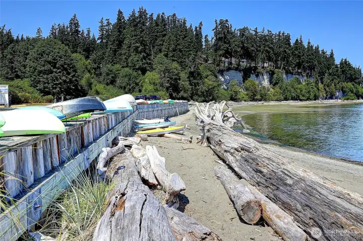 Private community beach access exclusive to Camano Country Club residents. Enjoy access to three private beaches, perfect for beachcombing, kayaking, picnics, and taking in the beauty of island living.