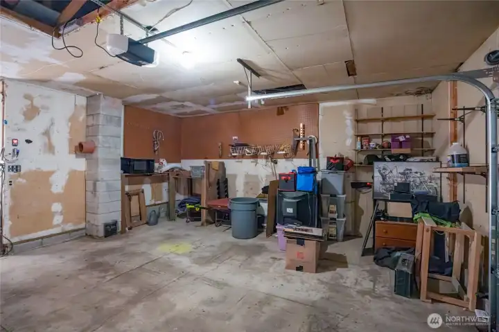 Garage Garage