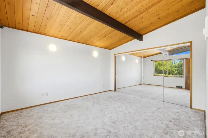 Front bedroom