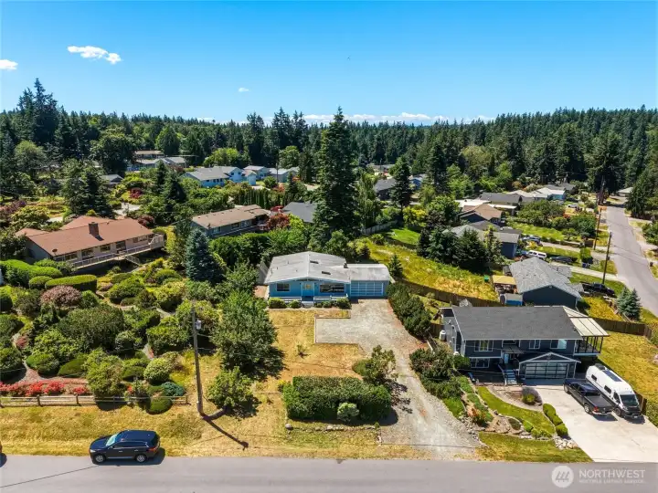 Aerial view of lot and surroundings