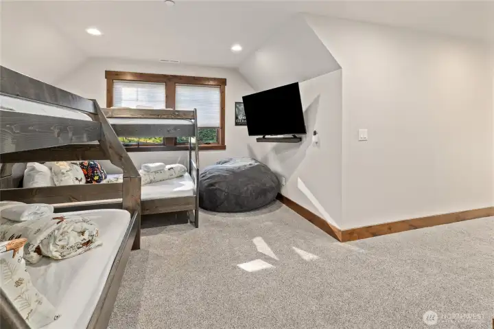 Upstairs Bonus Room