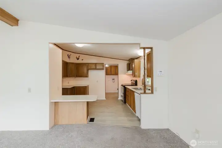 Large kitchen with lots of cabinet space