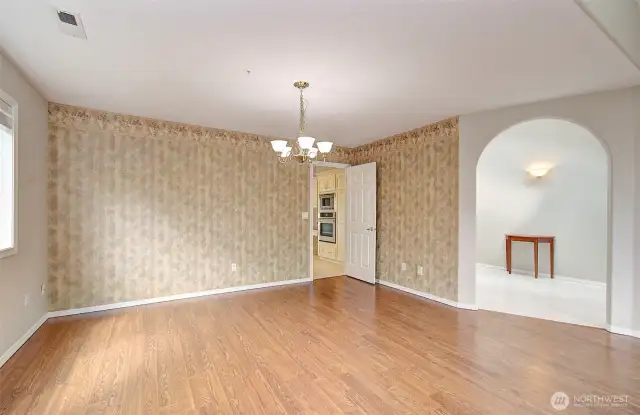 Formal Dining