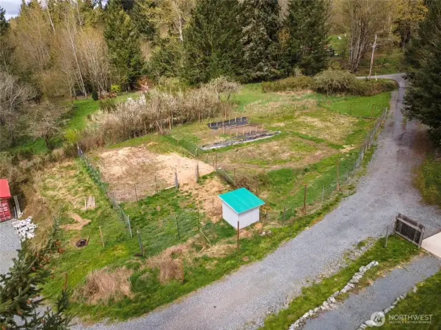Fully fenced garden area.