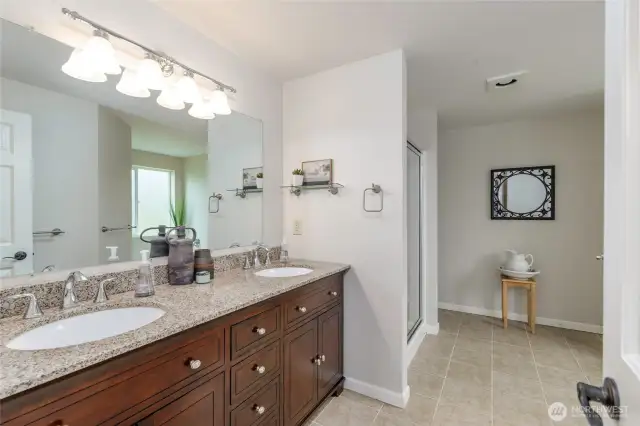 Double sinks in the ensuite bath.