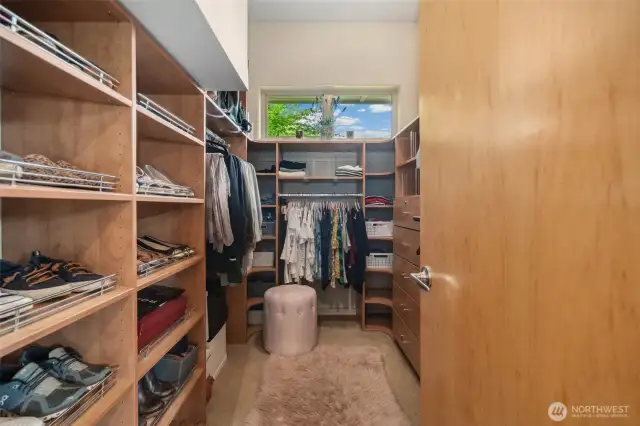 Primary Bedroom - Walk-in Closet
