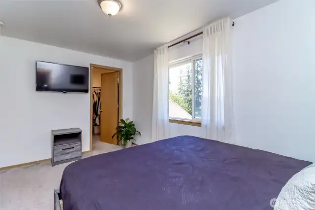 Primary with walk in closet