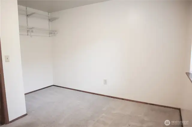 Downstairs bedroom.
